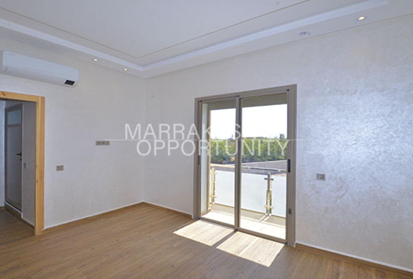 Somptueuse Villa proposée en vente sur la route d'Amizmiz — 3