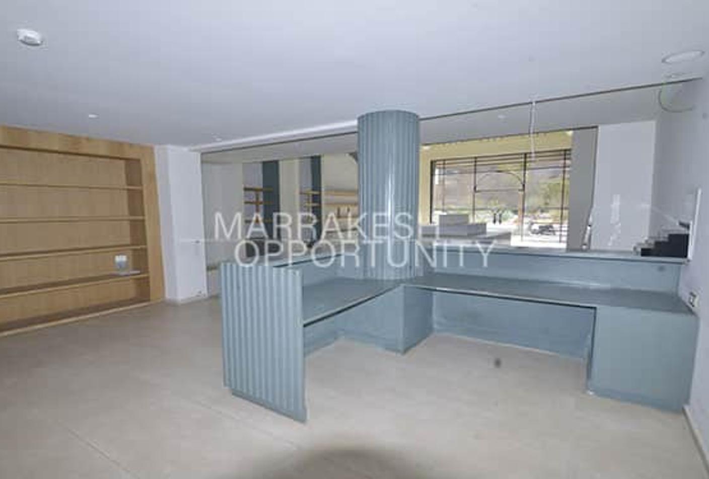 Magasin proposé en vente à Guéliz — 4