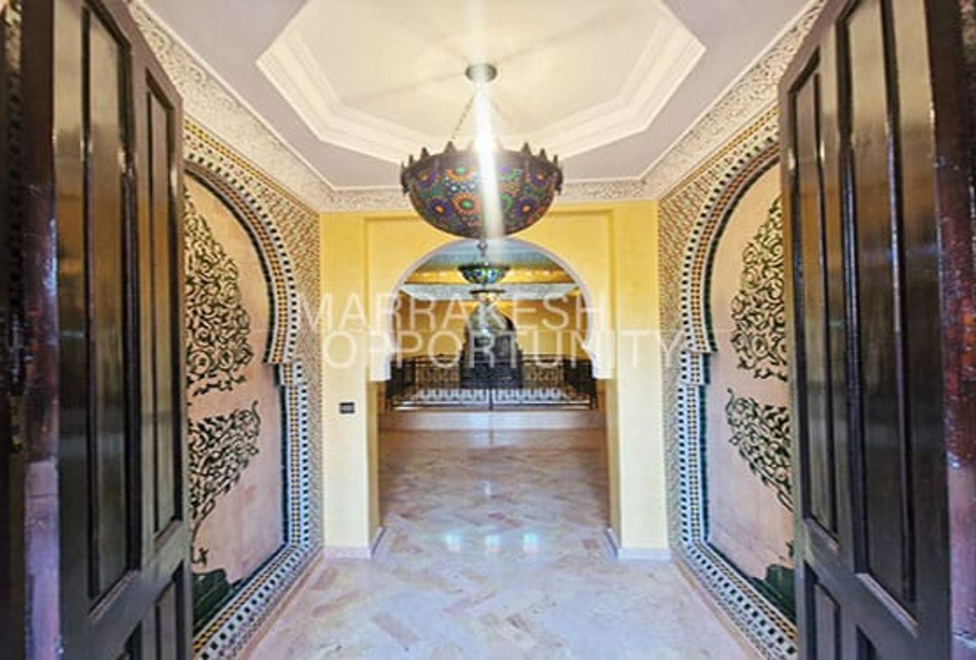 Majestueuse Villa avec piscine proposée en vente à Targa — 6