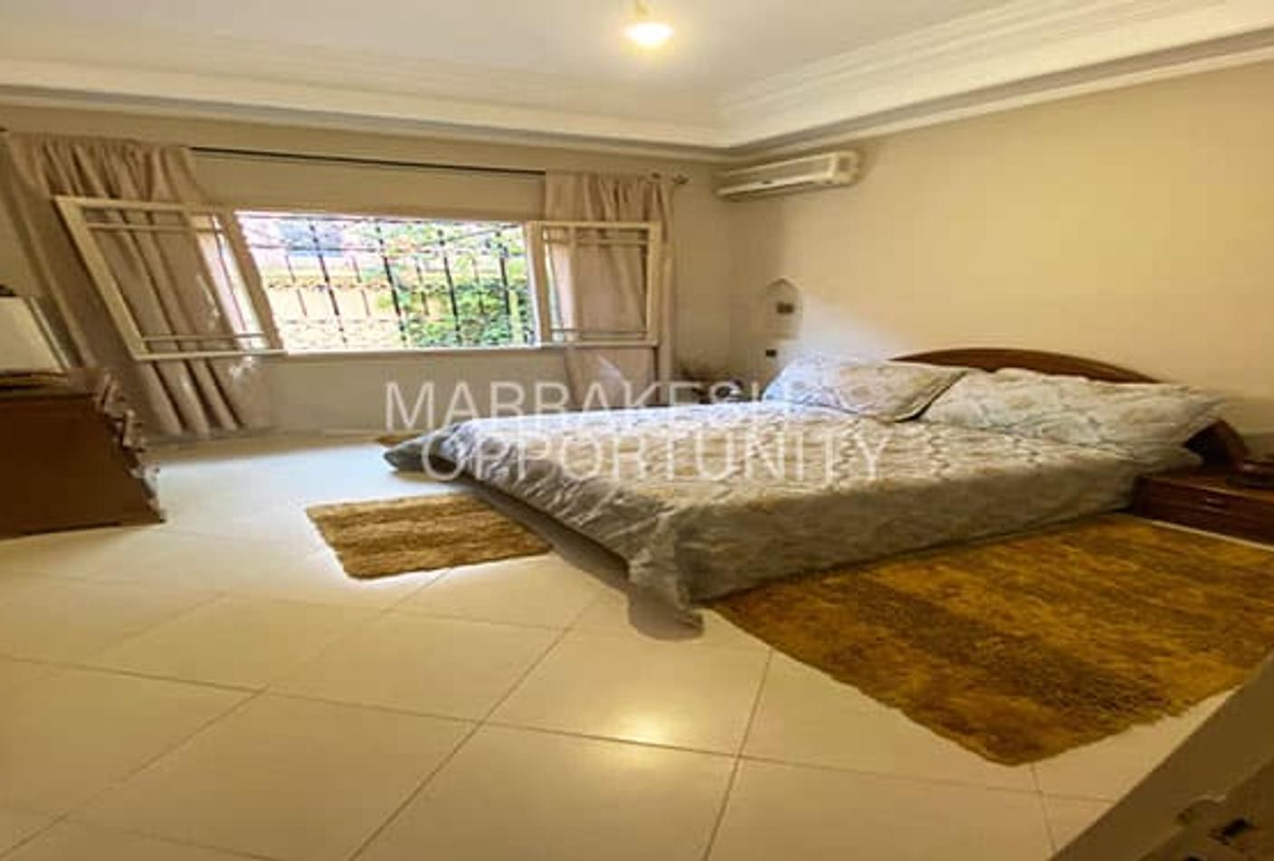 Villa 320 m² f Izdihar — 7
