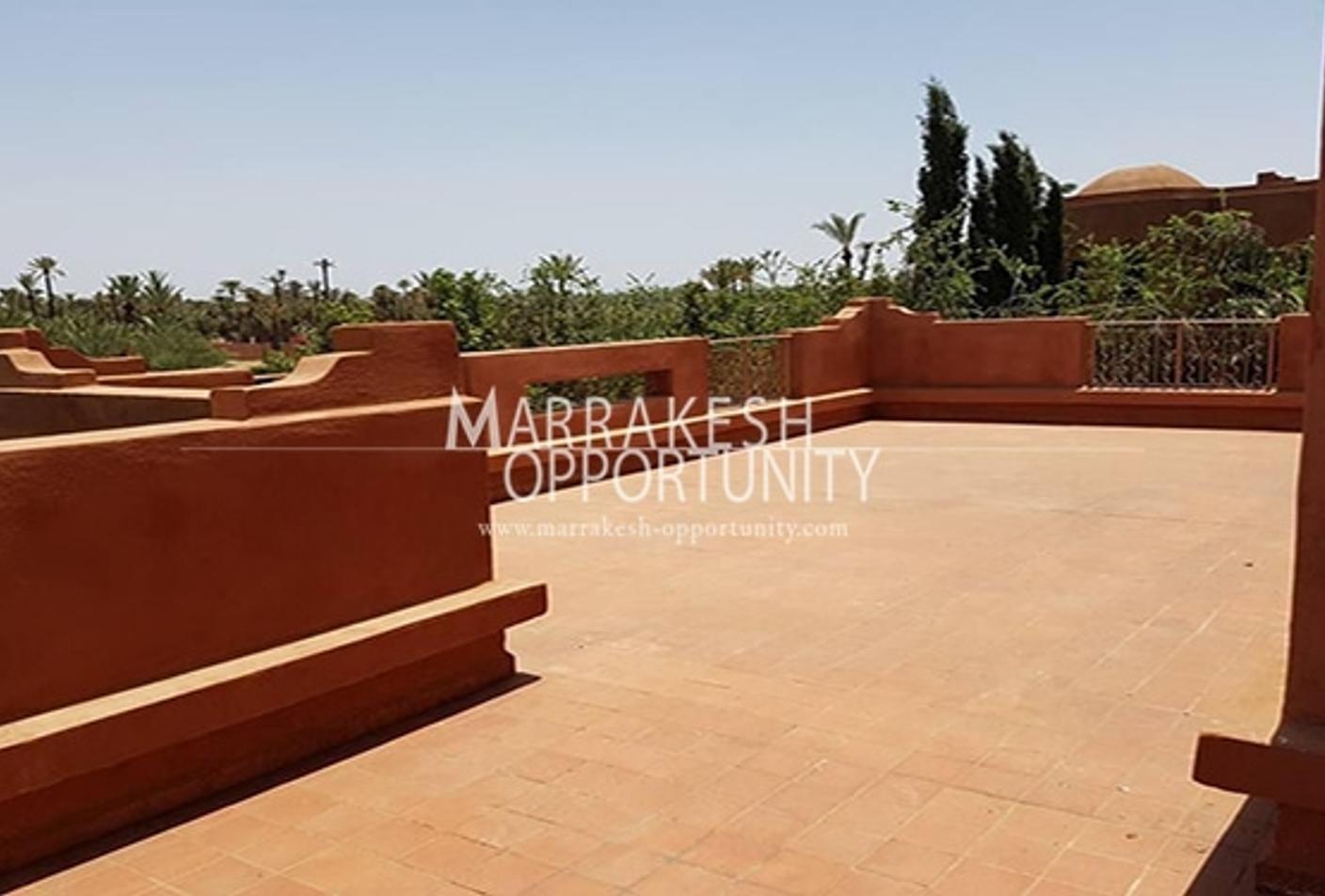 Sale pretty villa with private swimming pool in the palm grove — 3