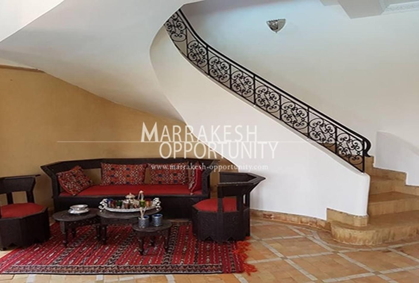 Sale pretty villa with private swimming pool in the palm grove — 4