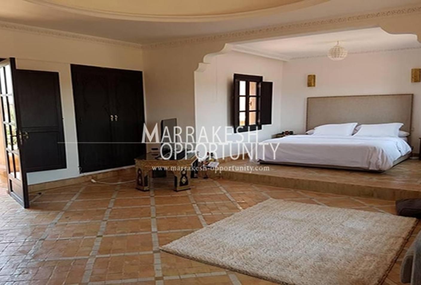 Sale pretty villa with private swimming pool in the palm grove — 6