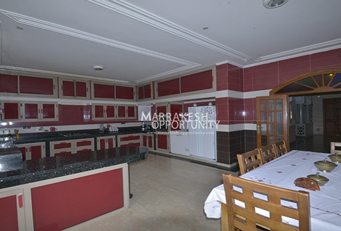 villa en vente est située au cœur du quartier Targa — 3