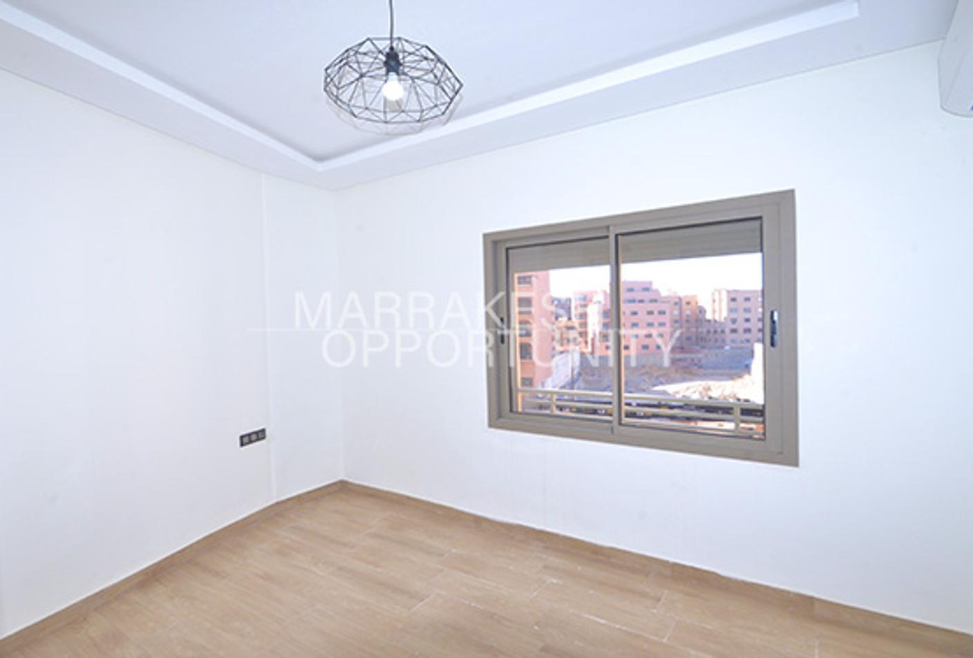 Appartement moderne non meublé en location annuelle