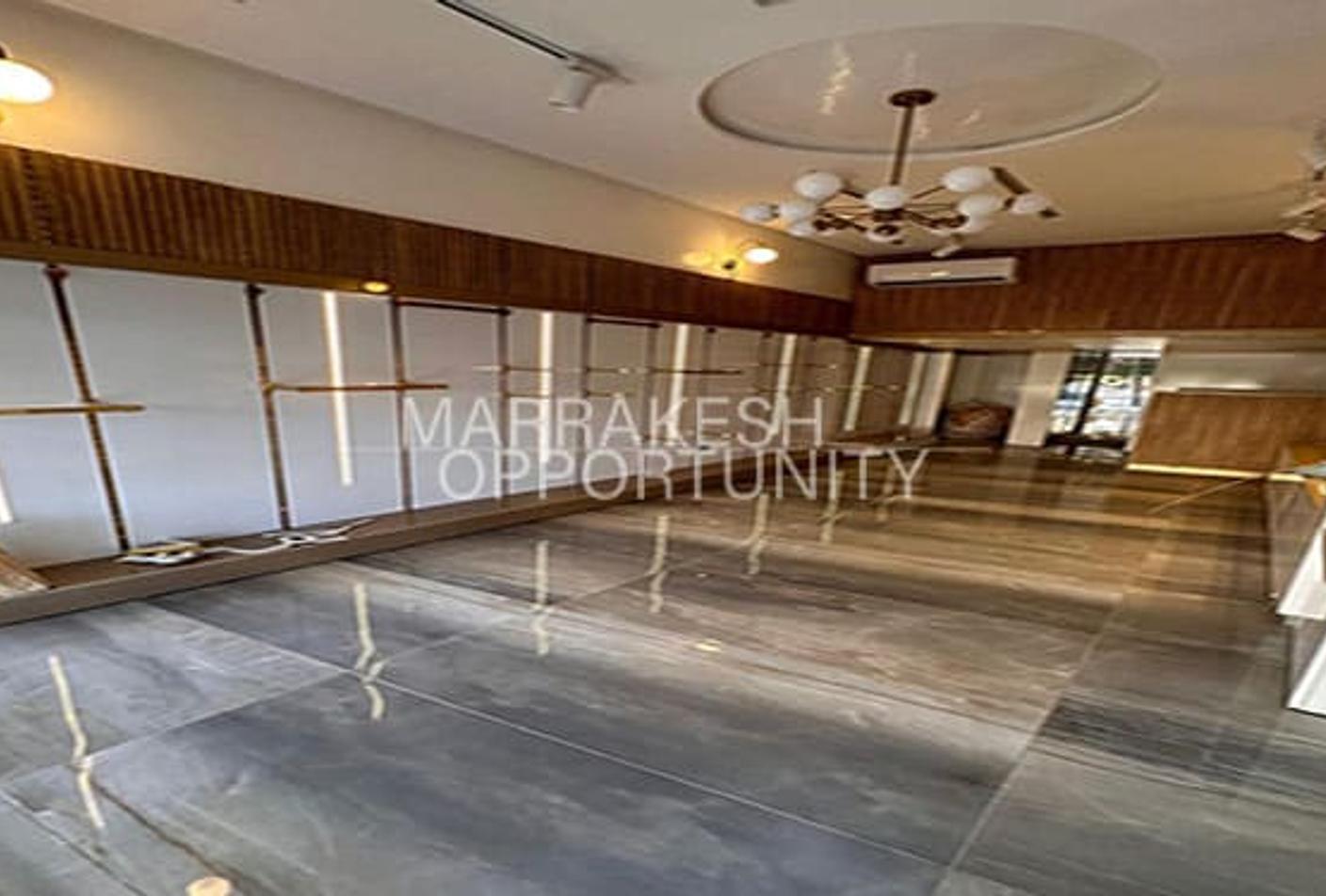Joli magasin en location gérance — 2