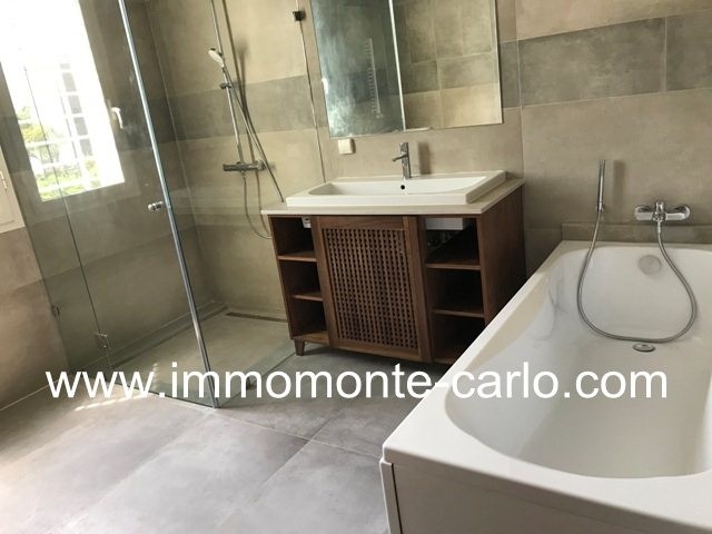 À vendre à Rabat villa neuve haut standing au quartier Souissi — 5
