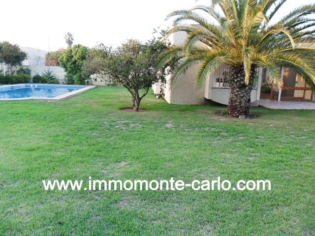 Magnifique villa avec piscine et chauffage à louer au quartier Souissi RABAT — 3