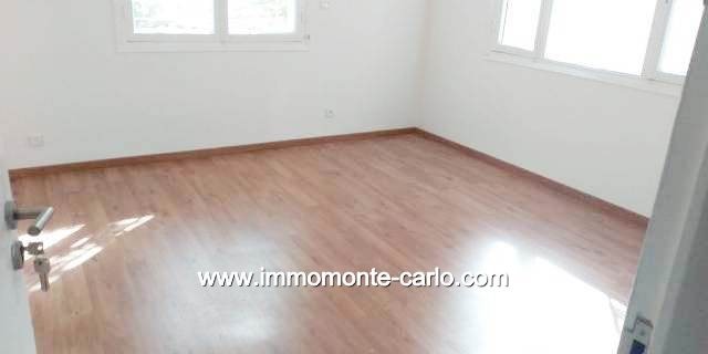 Location d’une villa bien ensoleillée à Souissi à Rabat — 4