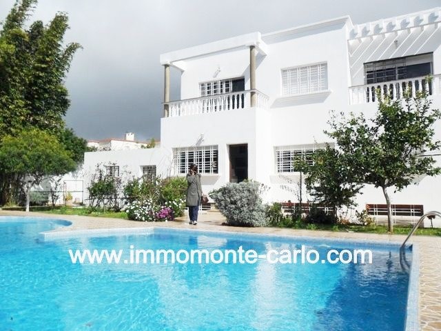 Location villa Rabat avec piscine à Rabat- Souissi — 2