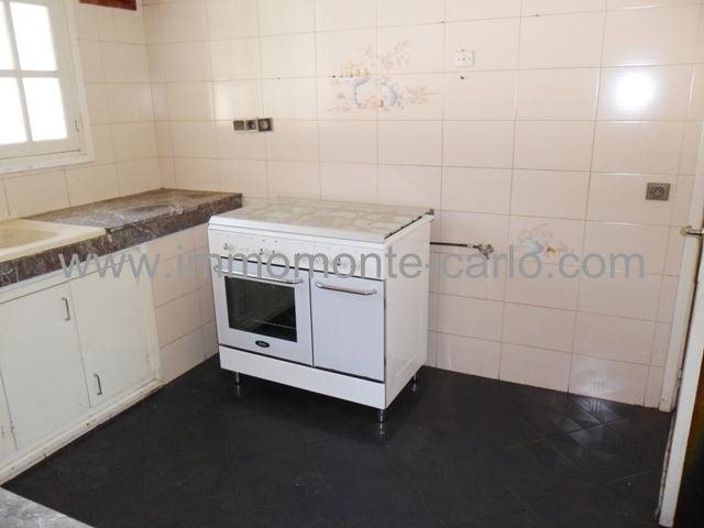 Belle villa à louer avec piscine  et chauffage central à Souissi RABAT — 4