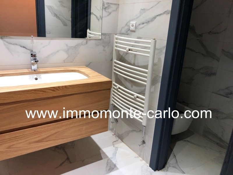 Très belle villa avec piscine et chauffage central à Souissi Rabat — 5