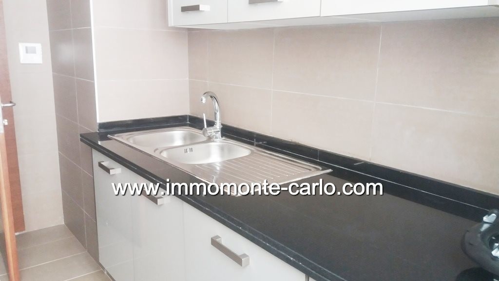 Appartement avec  terrasse à louer  aux Orangeraie Souissi Rabat — 5