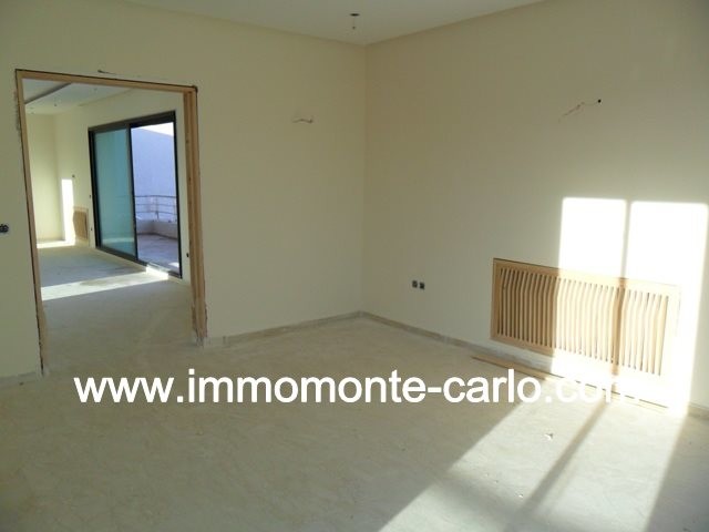 Villa neuve haut standing à louer au quartier  Souissi RABAT — 6