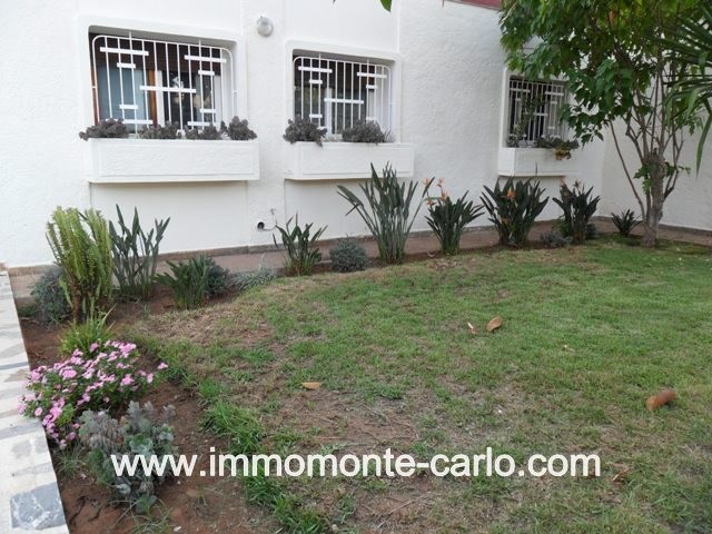 Belle villa à louer au quartier Souissi RABAT — 2