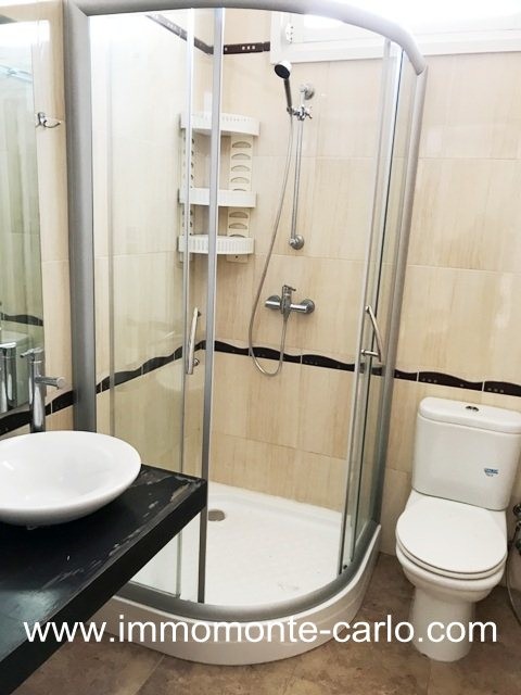 Location villa avec chauffage central située à Aviation — 3