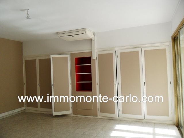 Location villa vide au quartier Souissi à Rabat — 4