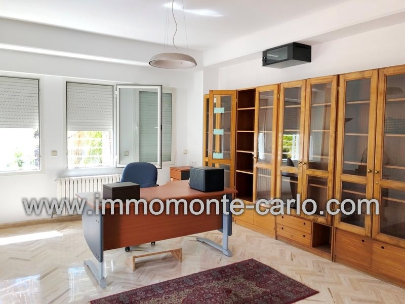 Location Villa  haut standing  de prestige au quartier Souissi — 3