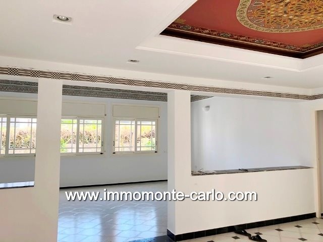 Très belle villa avec piscine à louer à Souissi Rabat — 3