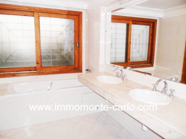À louer villa avec chauffage central à Rabat Souissi Maroc — 5