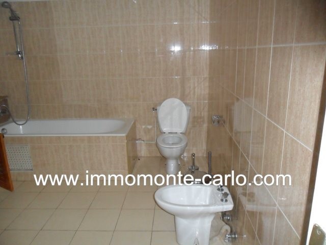 Charmante Villa avec piscine à louer au quartier Souissi RABAT — 5