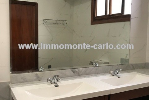 Magnifique villa  avec piscine à Souissi Rabat — 4