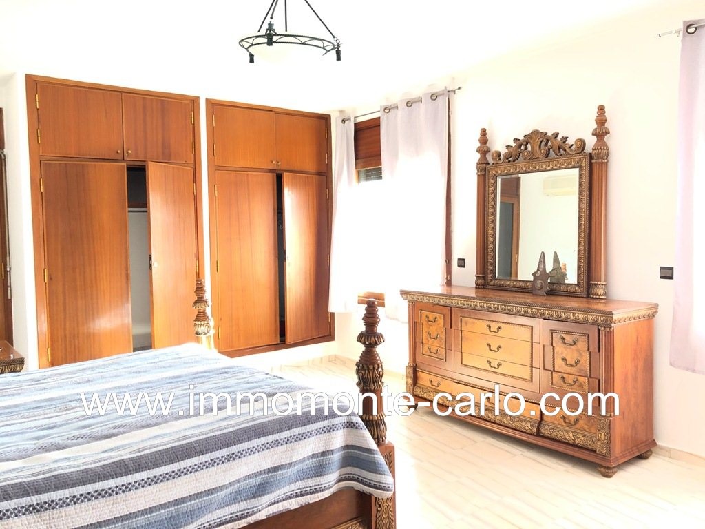 Très belle villa avec piscine à  louer à Souissi — 5