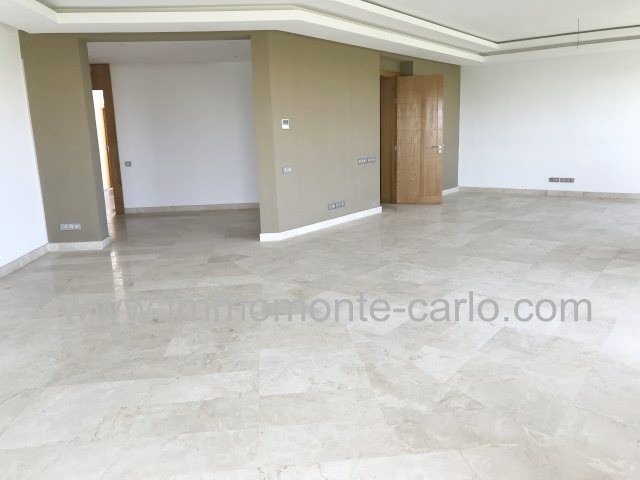 Appartement neuf avec terrasse à louer à Souissi — 3