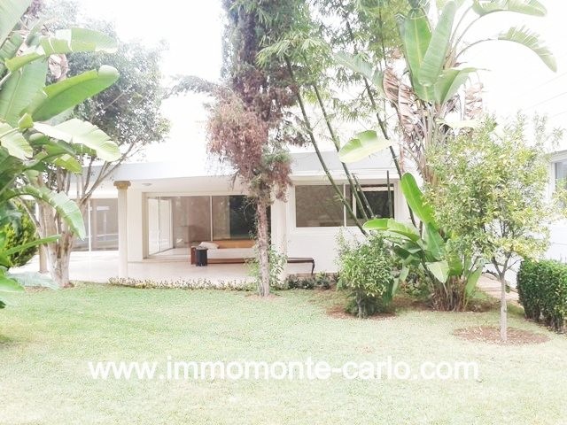 Villa neuve haut standing à louer au quartier  Souissi RABAT — 3