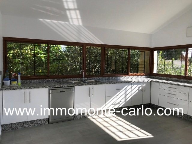 Belle villa d’architecte avec piscine à Souissi Rabat — 3