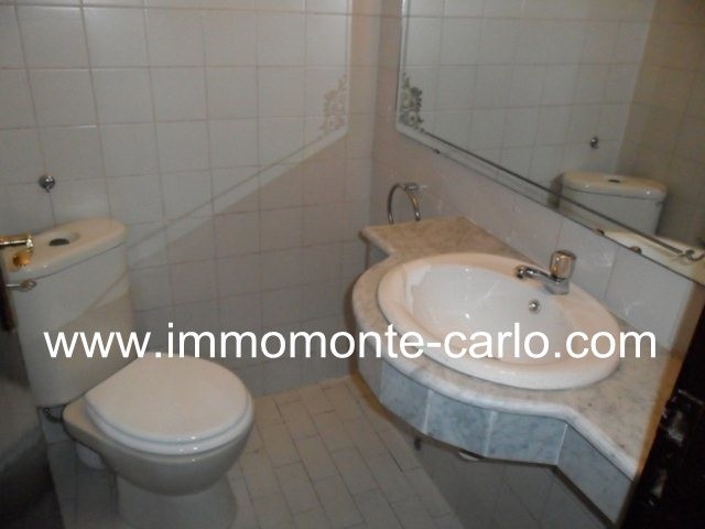 À louer appartement avec terrasse au haut Agdal Rabat — 3