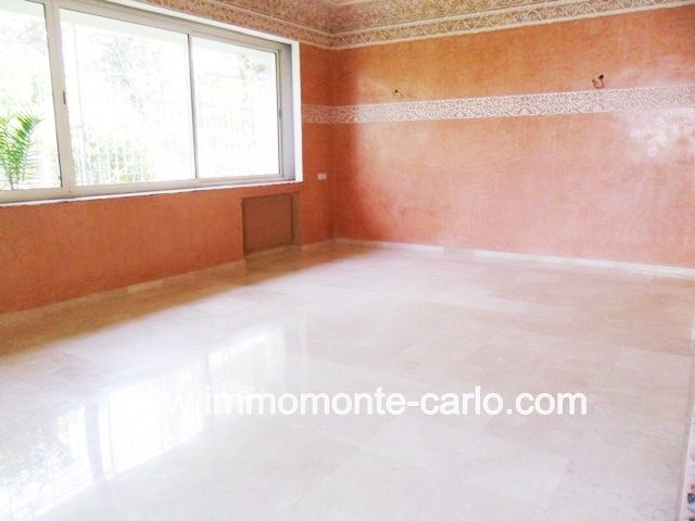 En location villa avec piscine à Souissi RABAT — 2