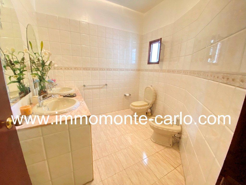 Très belle villa meublée avec jardin à Rabat Hay Riad — 5
