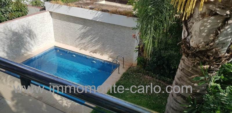 A louer villa haut standing avec piscine à Hay Riad Rabat