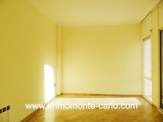 Location villa avec piscine au  quartier Souissi RABAT — 4