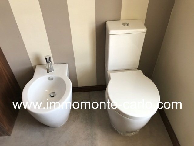 À vendre à Rabat villa neuve haut standing au quartier Souissi — 6