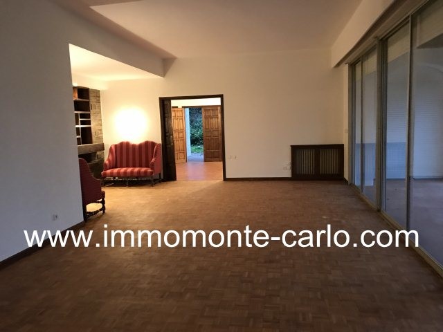 Superbe villa avec piscine à louer au quartier  Souissi Rabat — 3