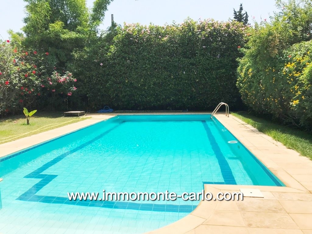 Villa avec piscine et beau jardin RABAT