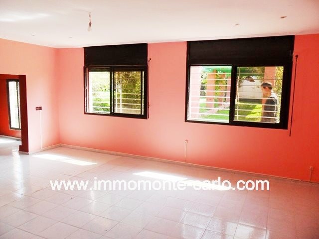 Location villa avec jardin à Souissi Rabat — 2