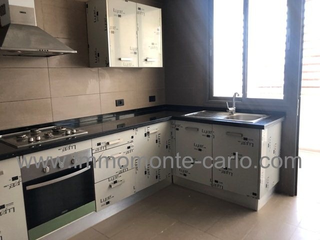 Appartement de standing avec terrasse sans vis-à-vis  à Rabat Souissi, — 3
