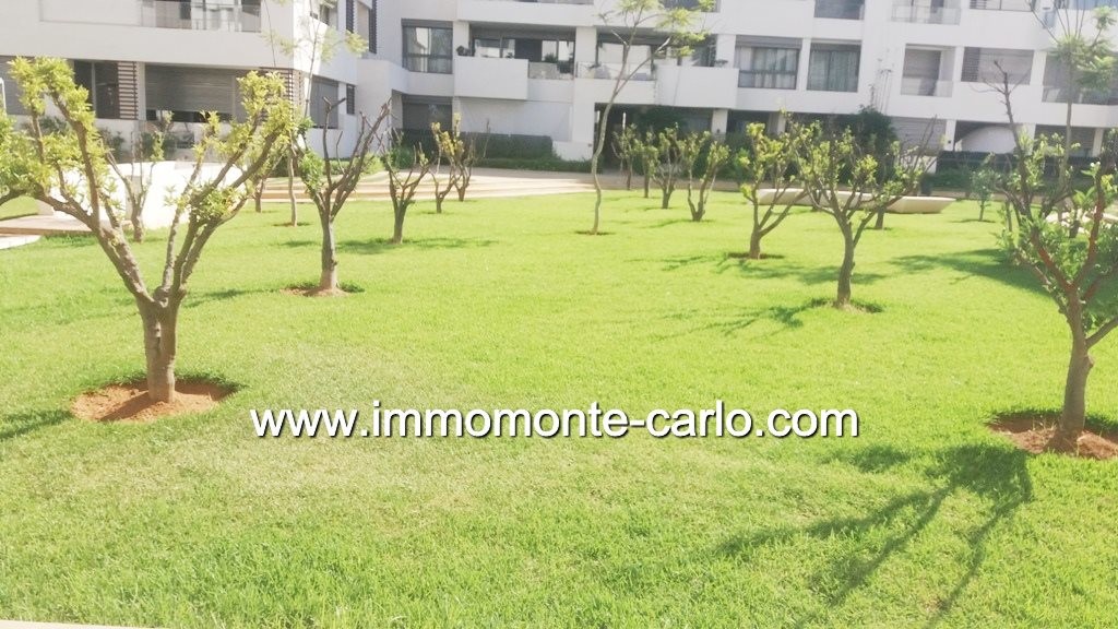 Appartement avec  terrasse à louer  aux Orangeraie Souissi Rabat