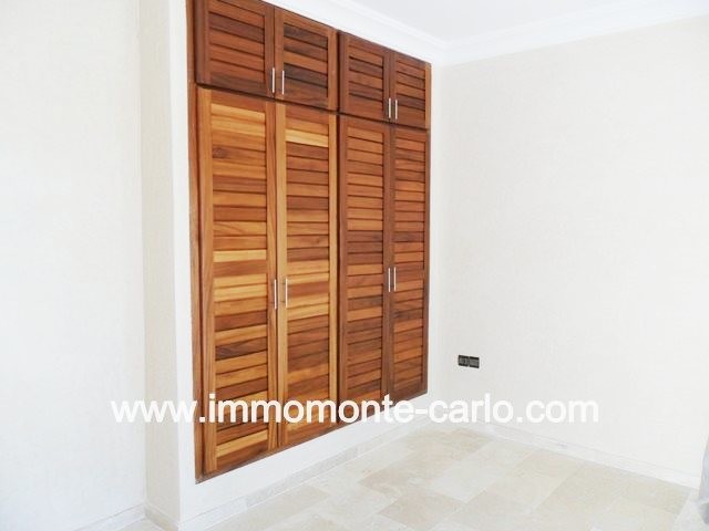 Jolie villa neuve à louer à Rabat au quartier Souissi — 5