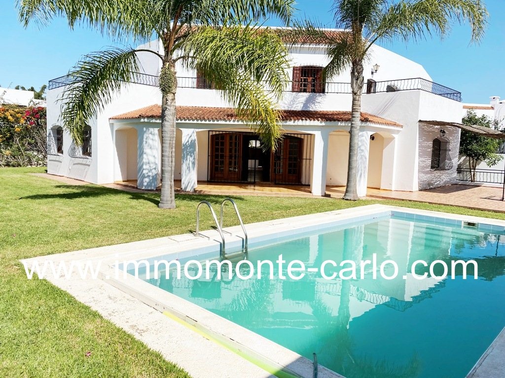 Location villa avec piscine à Hay Riad RABAT