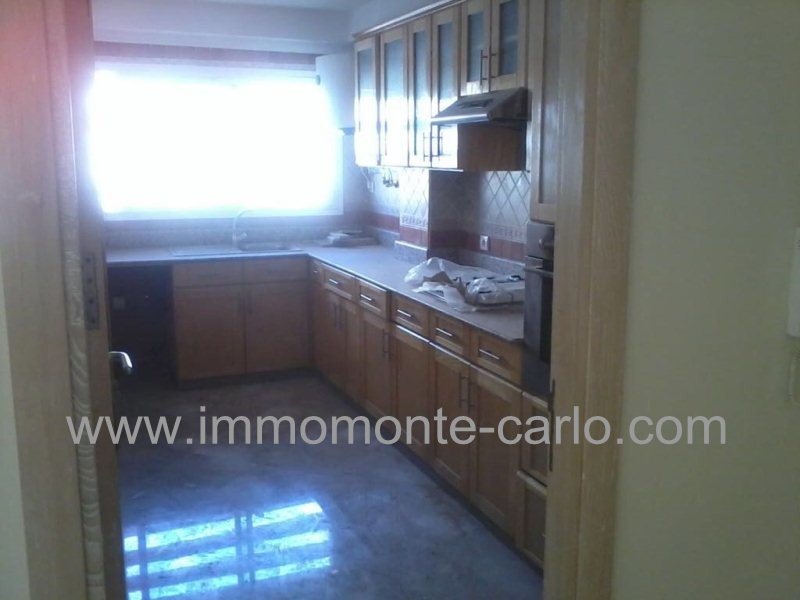 Location d'un appartement vide à Agdal Rabat
