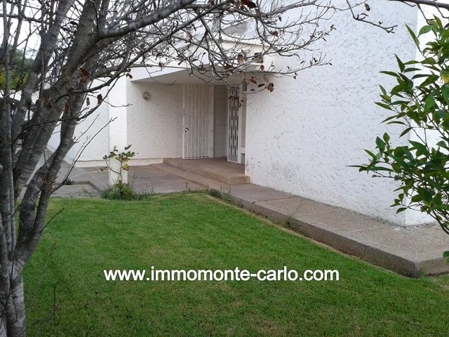 Location villa avec chauffage central à  OLM Souissi RABAT