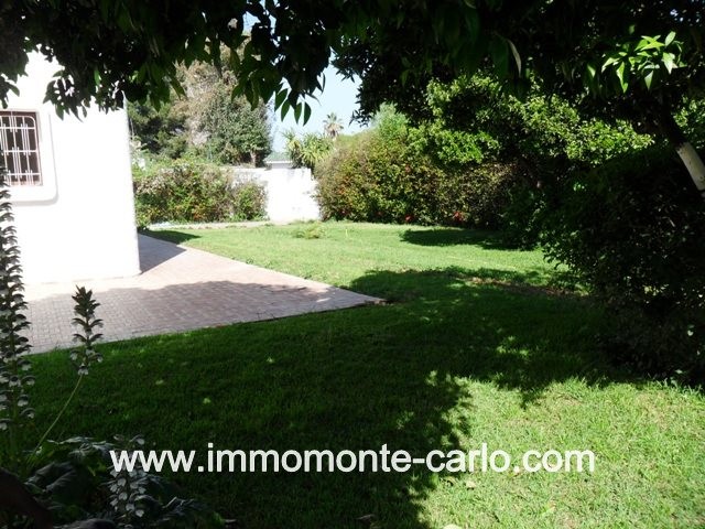 Villa avec chauffage et piscine à louer au quartier  Souissi — 3