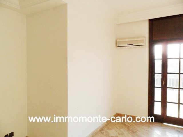 Location villa avec piscine à Souissi RABAT — 5