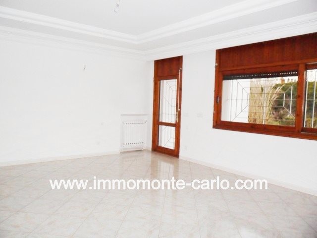 À louer villa avec chauffage central à Rabat Souissi Maroc — 2