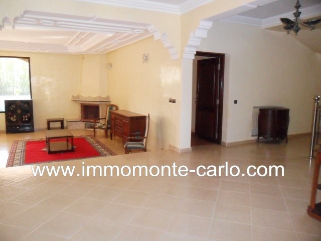 Location villa d’architecture moderne neuve avec piscine à louer à Souissi Rabat — 5