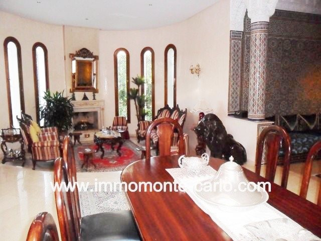 Location villa de standing avec piscine à Souissi à Rabat — 2